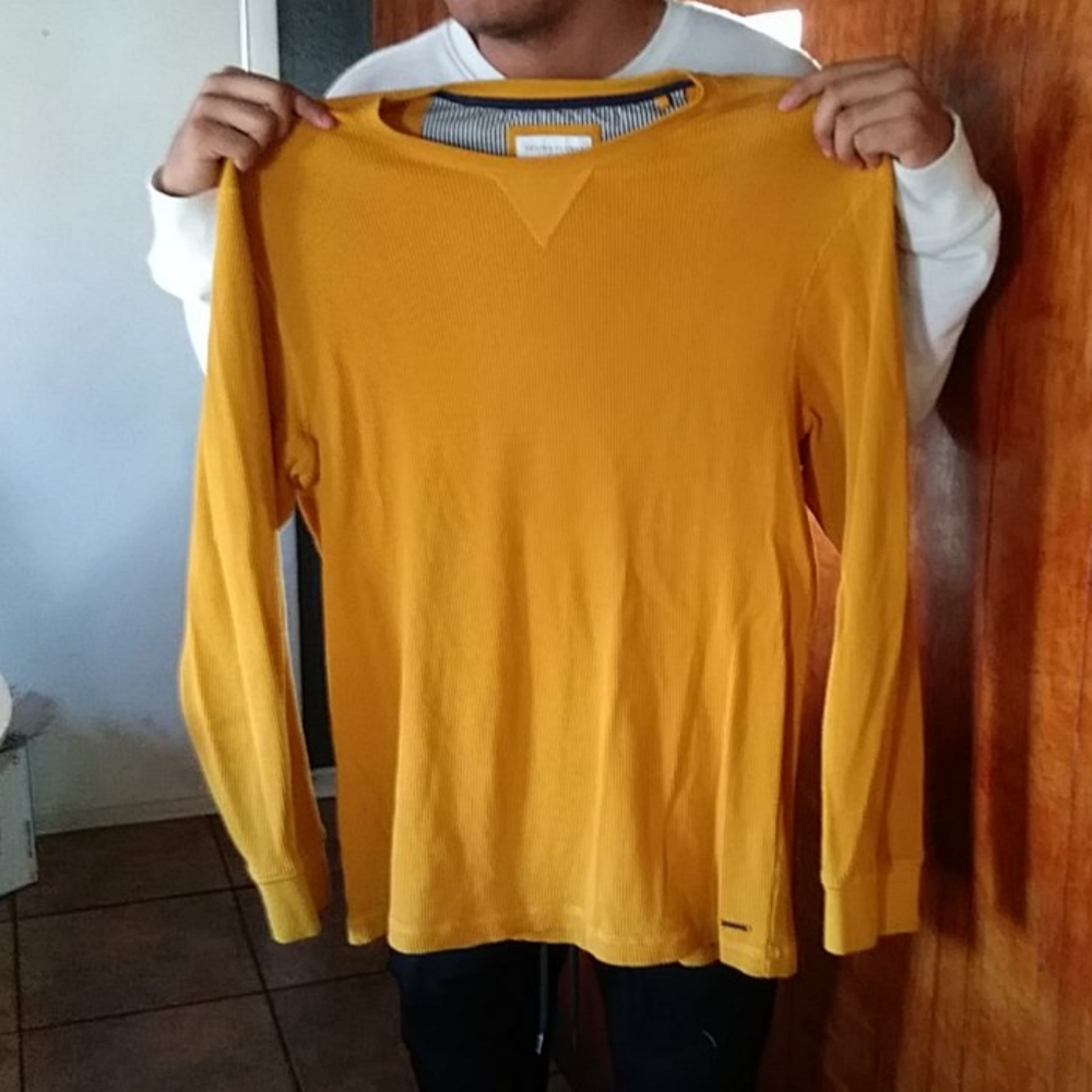 Long sleeve shirt